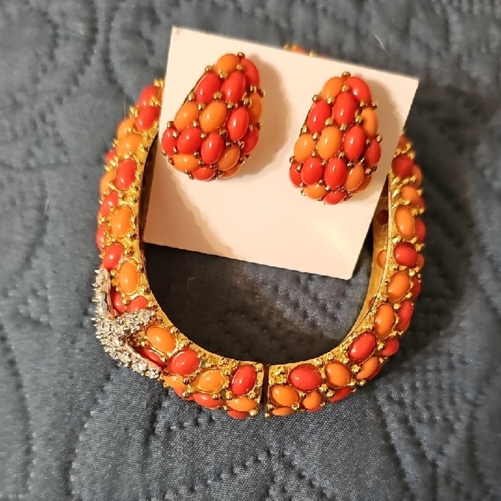 Elegant Red and Orange Beaded Jewelry Set